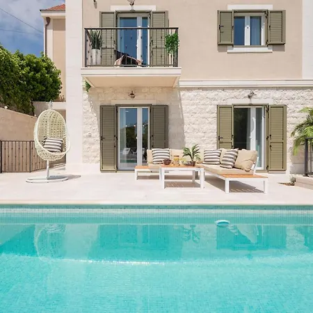 Mirta Apartament *