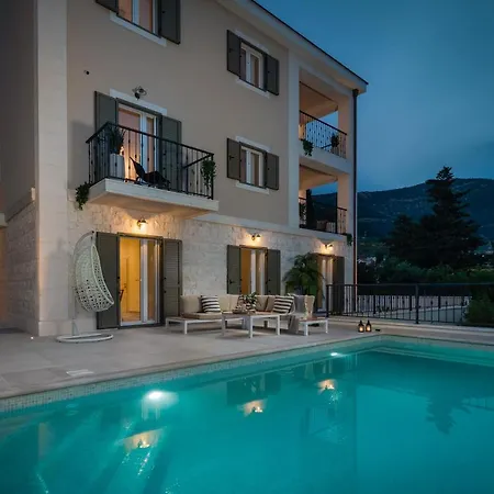 Mirta Apartment
