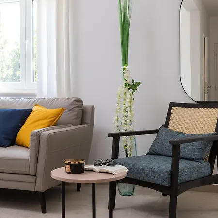 Apartment Mirta *